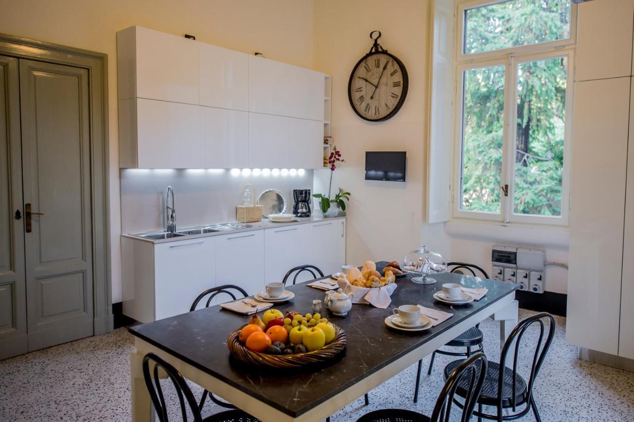 Villa Confalonieri Мандельо дел Ларио Стая снимка