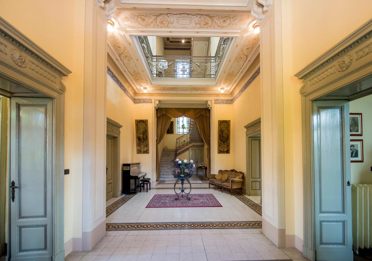 Villa Confalonieri Мандельо дел Ларио Стая снимка